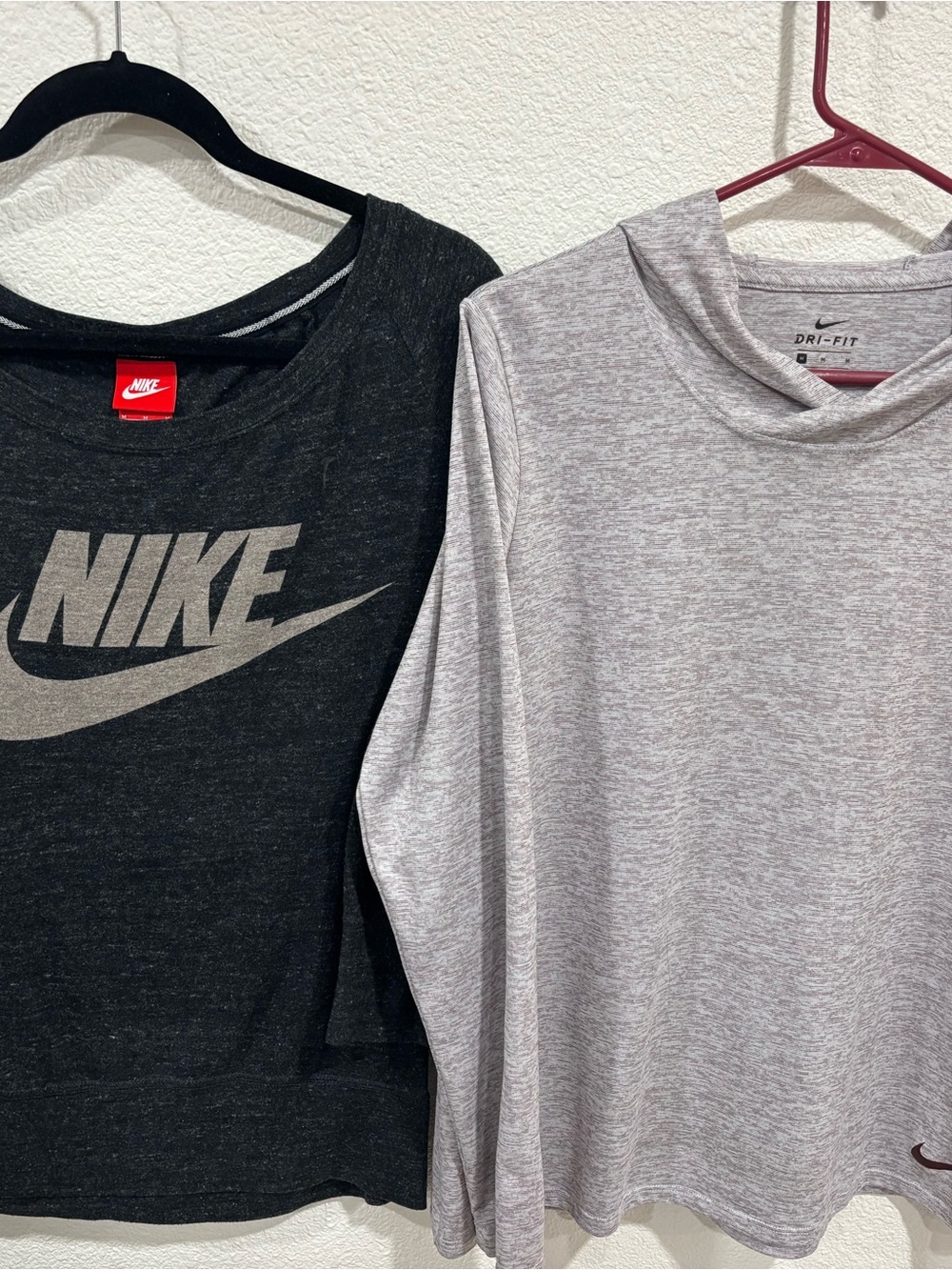 Bundle of Two Women’s NIKE Long Sleeved Activewear Shirts - Size M